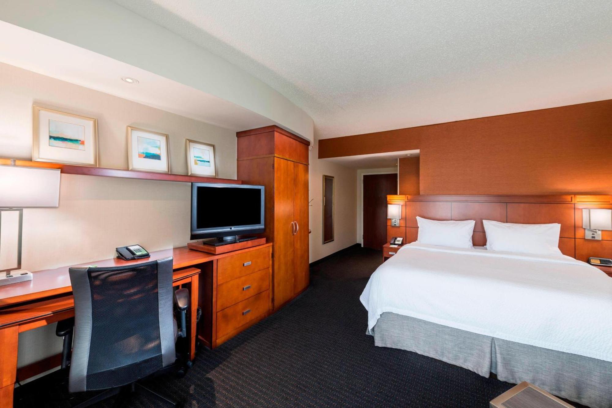 Courtyard By Marriott Atlanta Buford Mall Of Georgia Eksteriør bilde