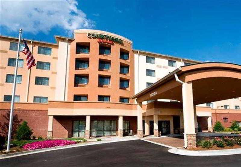 Courtyard By Marriott Atlanta Buford Mall Of Georgia Eksteriør bilde